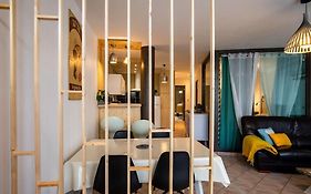 Appartement Confortable Renove Proche Centre-Ville